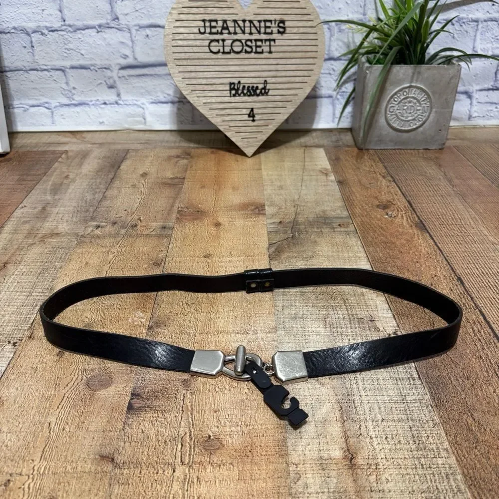 CHICO'S GENUINE LEATHER MADE IN USA BELT SIZE M/L